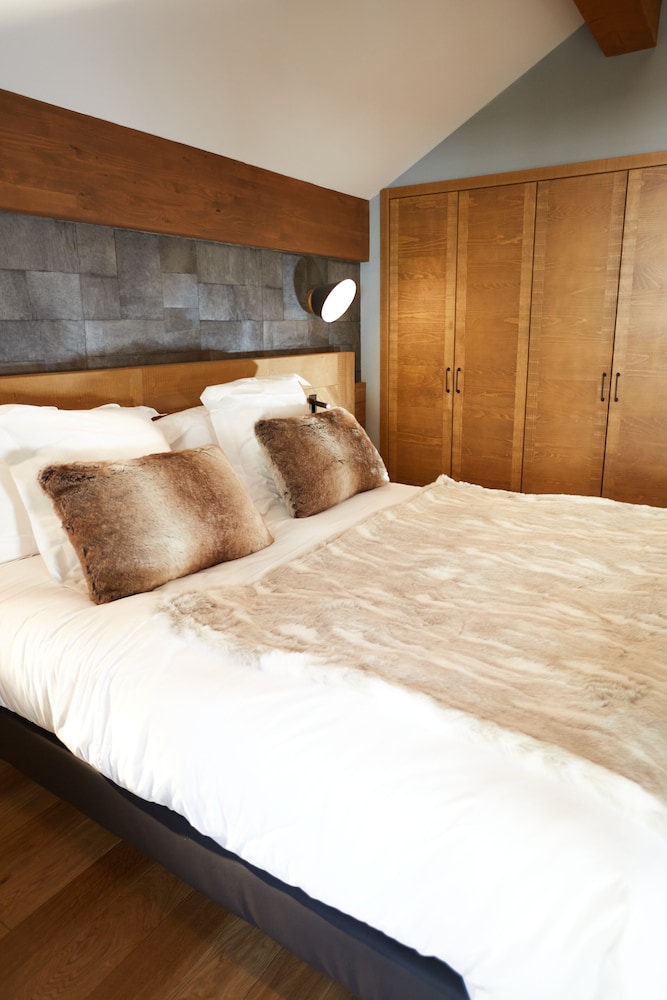 Prestige Deluxe Suite photo 1