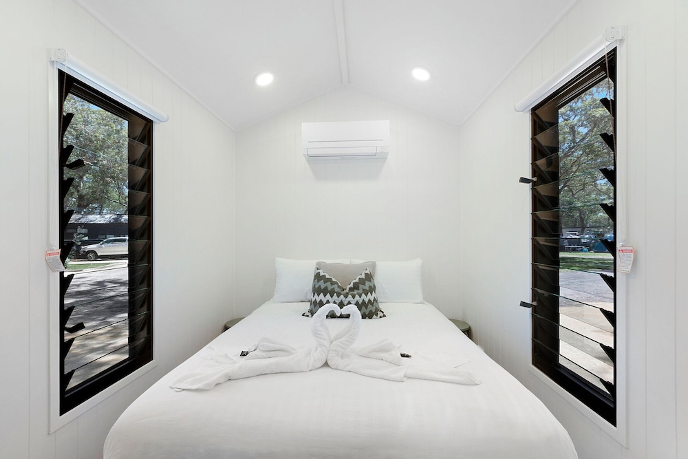 Tiny Home - Sleeps 2 photo 2