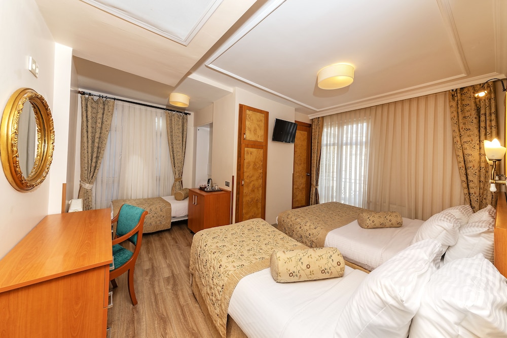 QUADRUPLE ROOM photo 3