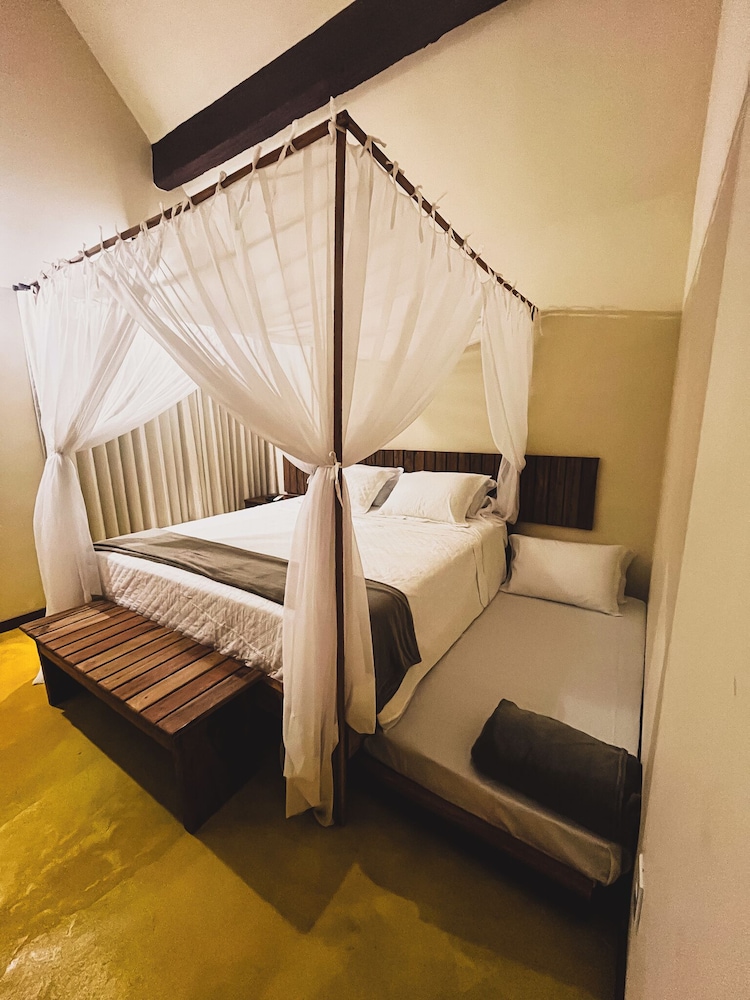Deluxe Triple Room, Garden View