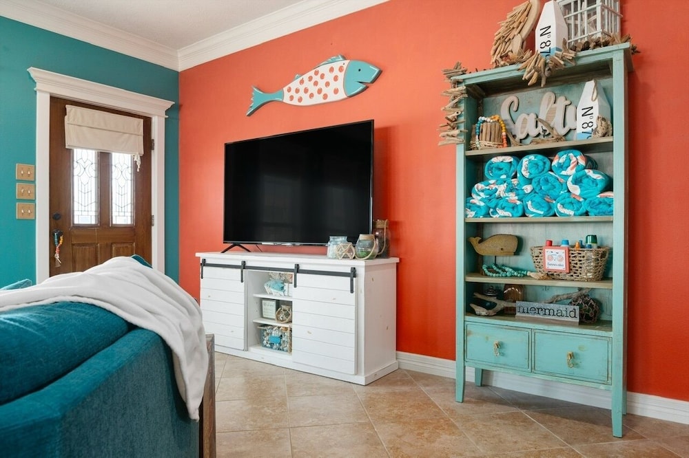 House, 3 Bedrooms photo 2