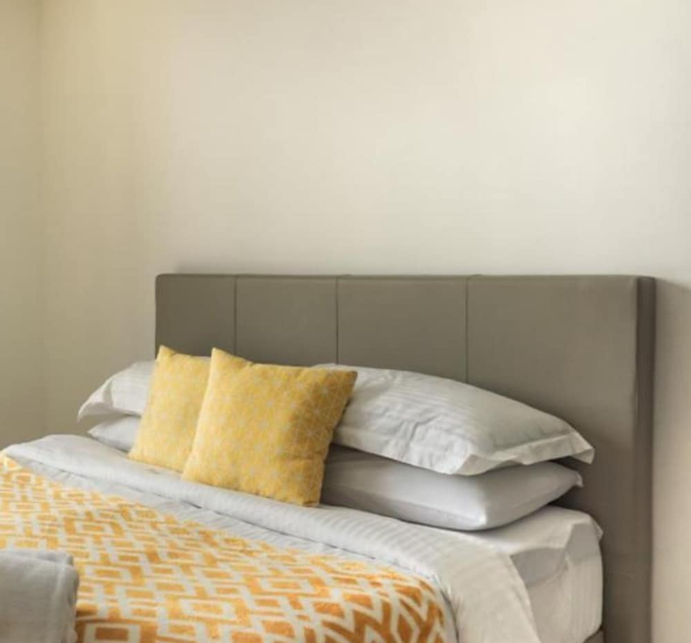 Two-Bedroom Premier Apartment with Balcony - Photo 1
