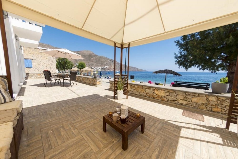 Basic Apartment, Sea View photo 3