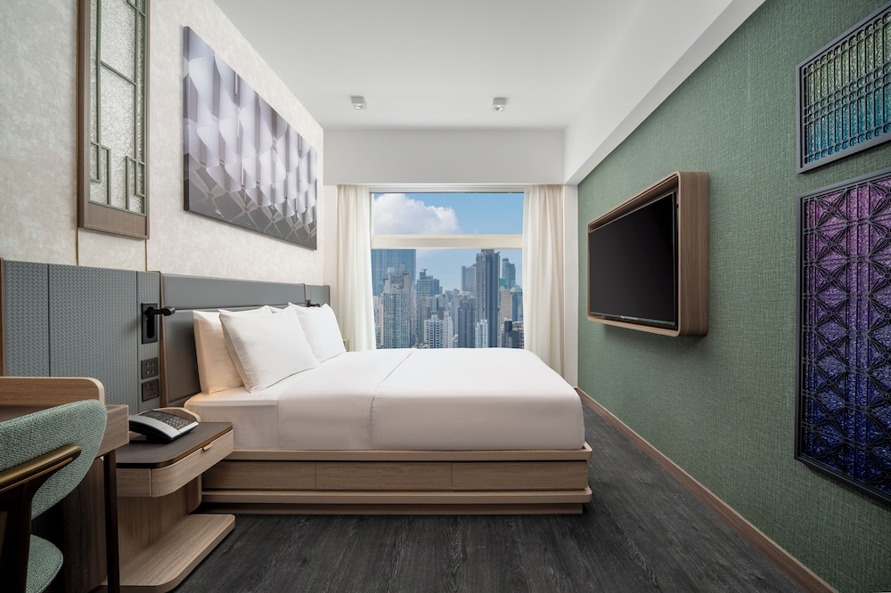 Queen Room City View