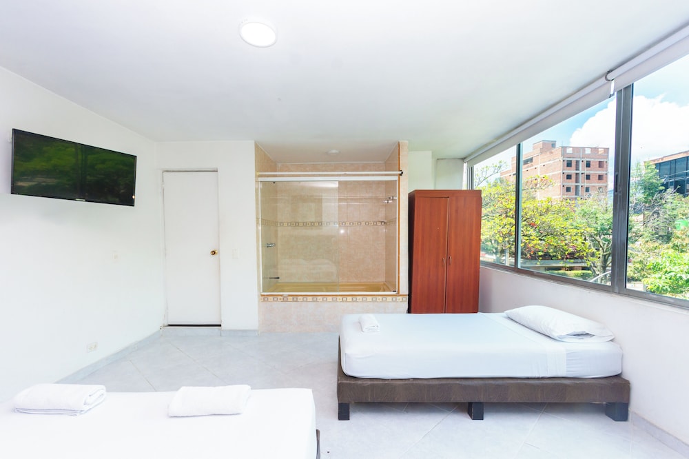 Standard Triple Room - Photo 3