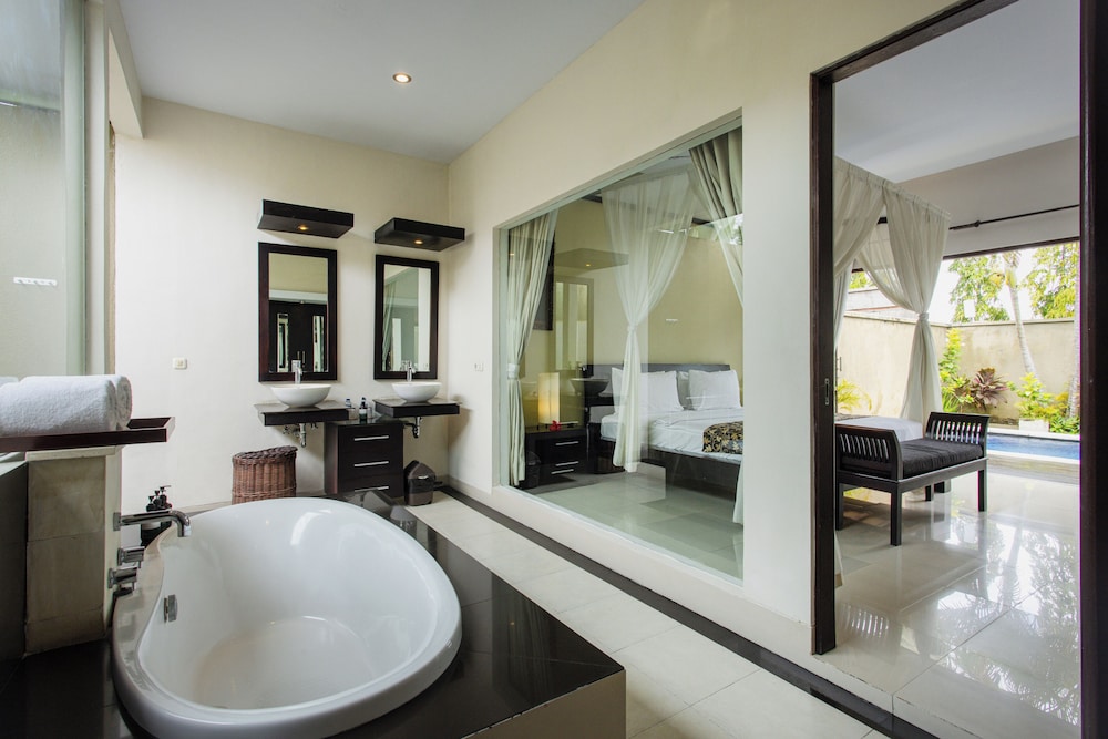1 Bedroom Pool Villa With Free Spa - Photo 5