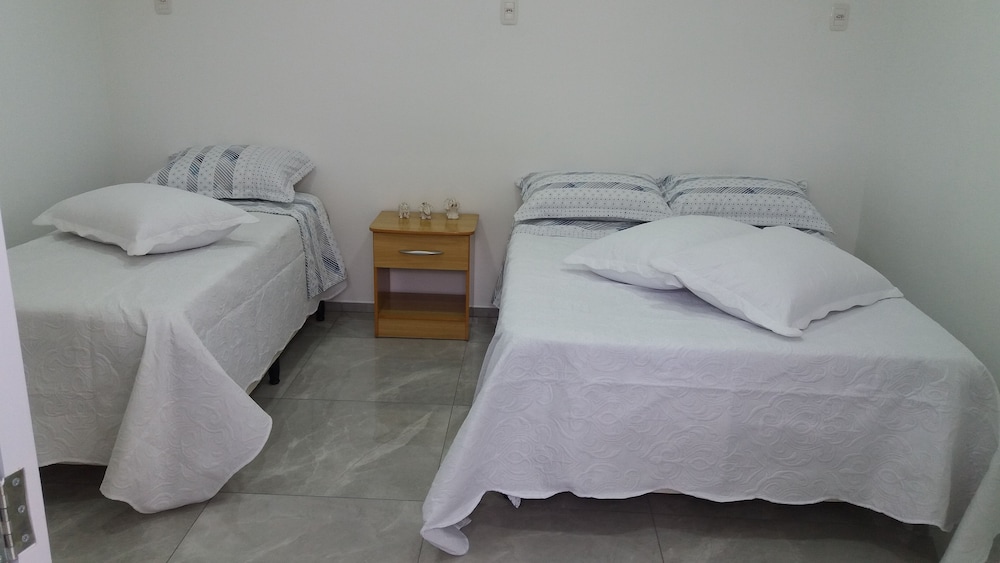 House, 2 Bedrooms photo 1