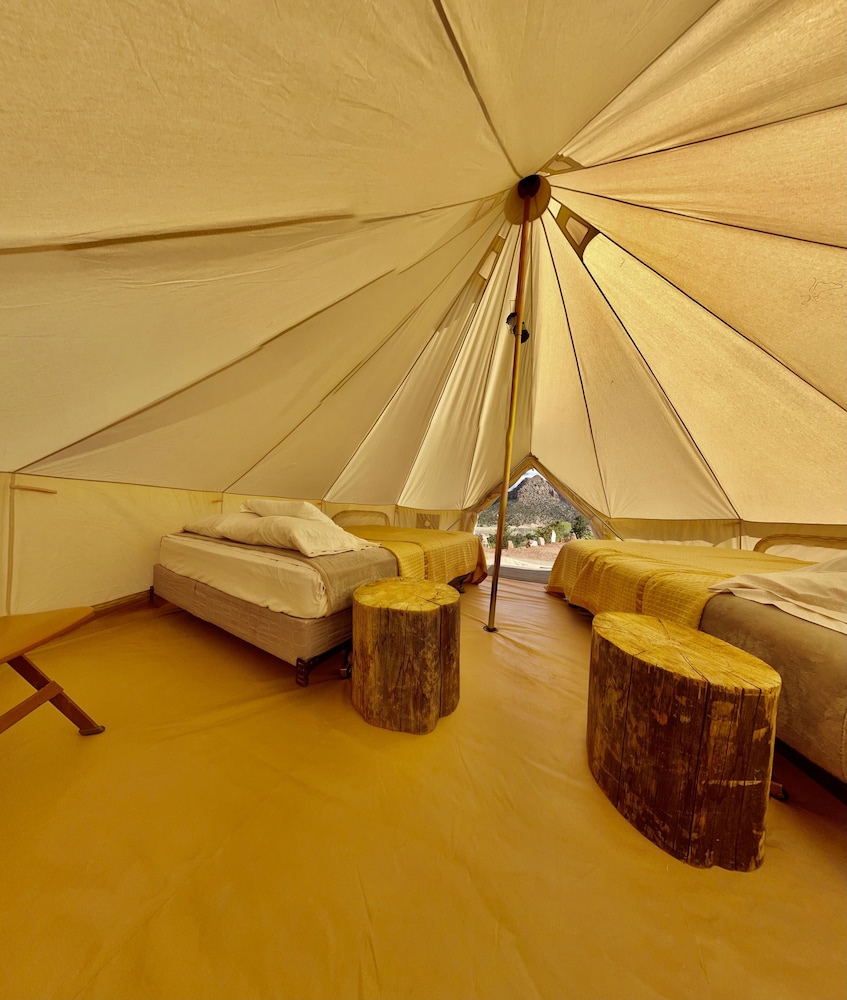 Luxury Tent, 2 Queen Beds, Fireplace, Mountain View photo 2
