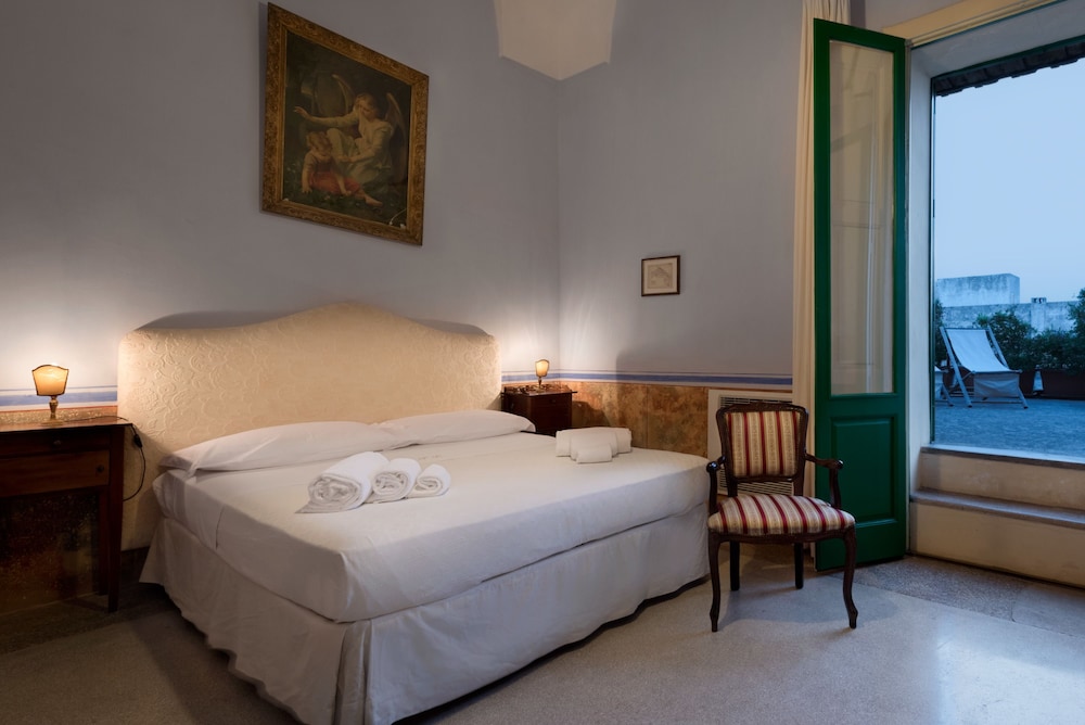 Superior Double Room photo 1