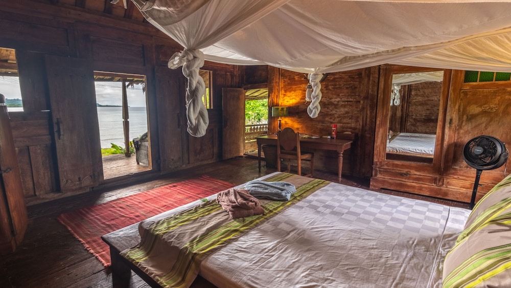 Family Double Or Twin Room, Lagoon View