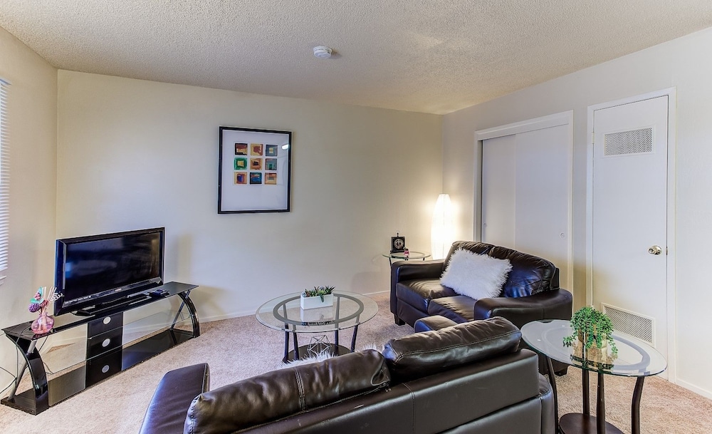 Apartment (2 Bedrooms) photo 1