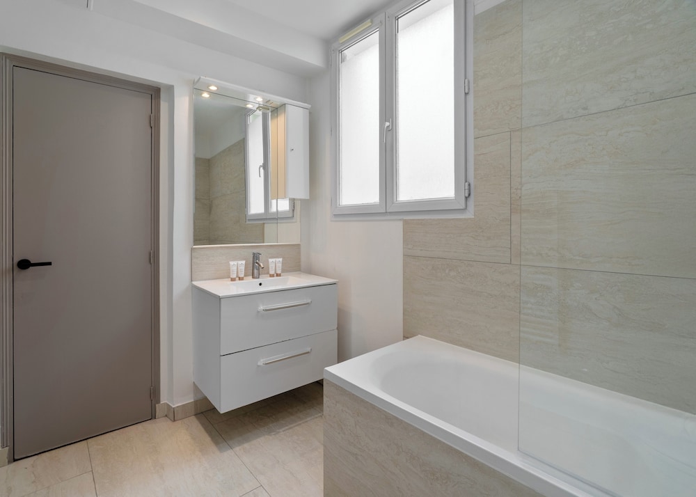 Superior Apartment photo 2