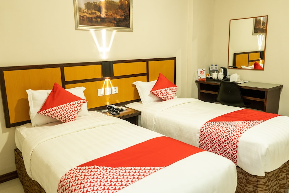 Standard Twin Room, 2 Twin Beds photo 3
