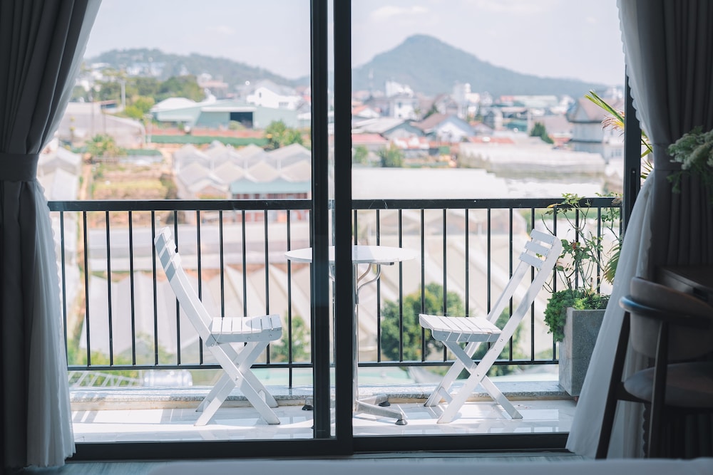 Premium Double Room - Photo 1