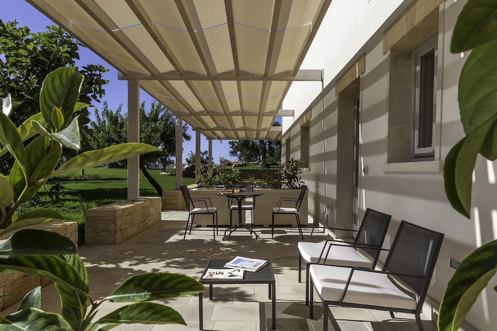 Classic Room, Patio, Sea View photo 3