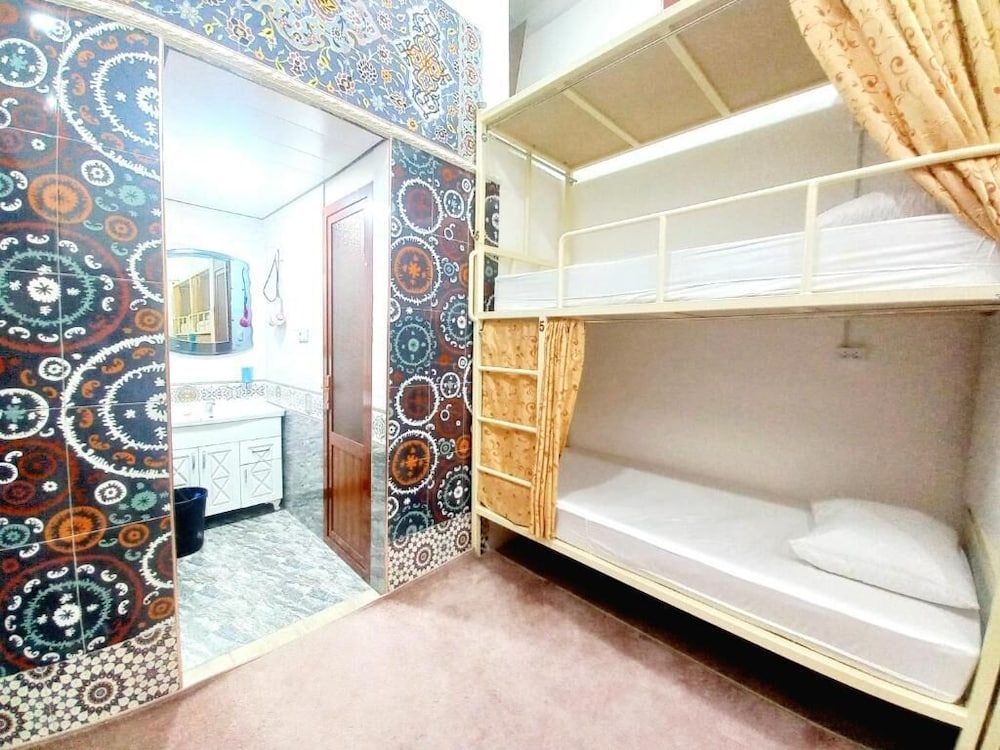 Classic Shared Dormitory, Mixed Dorm, Garden View