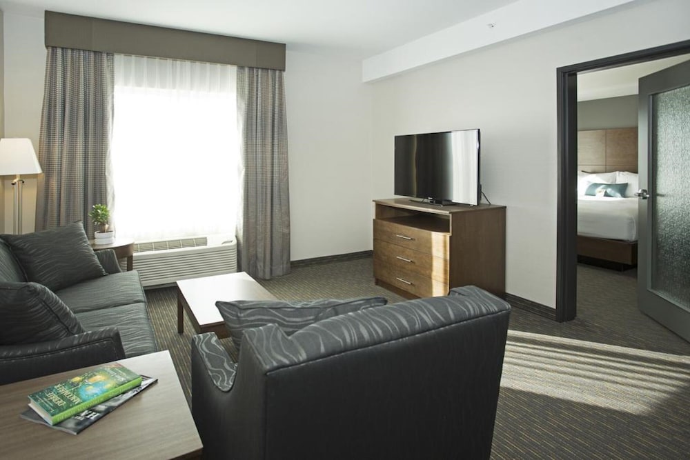 Studio Suite, 1 King Bed, Non Smoking