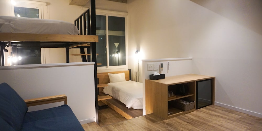 Deluxe Triple Room, Non Smoking photo 1