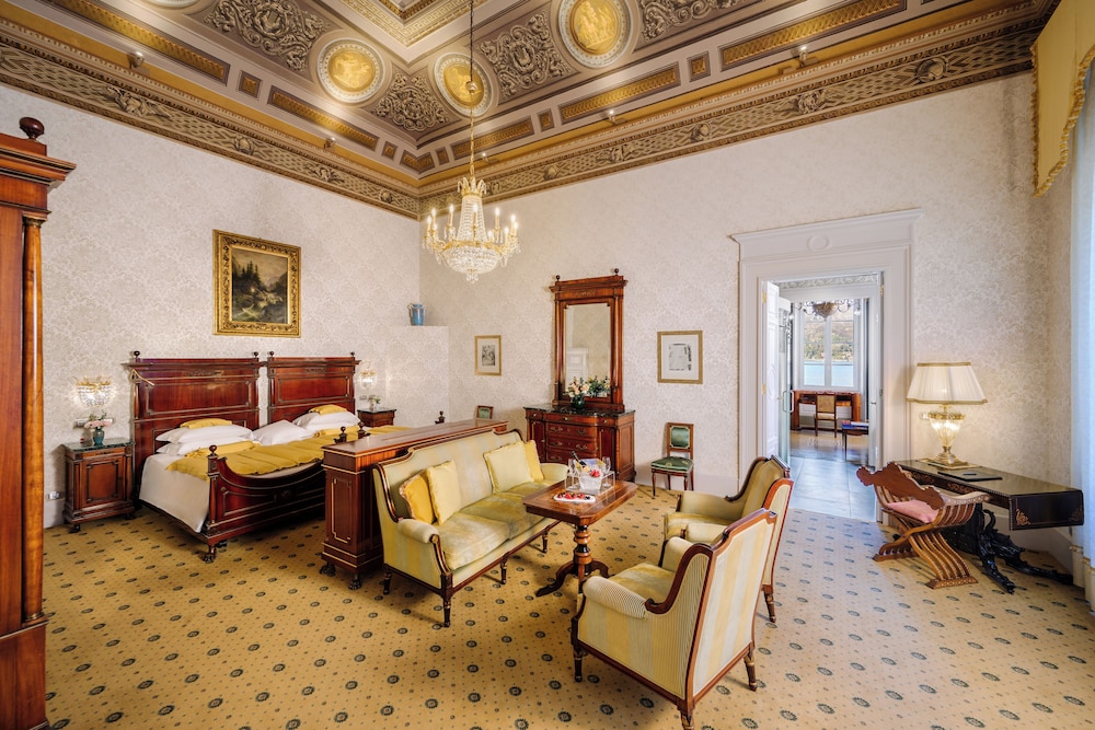 Room (W.Churchill Suite lake view) photo 3