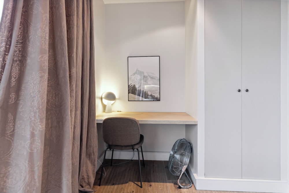 Suite M + rooftop terrace + city view photo 2