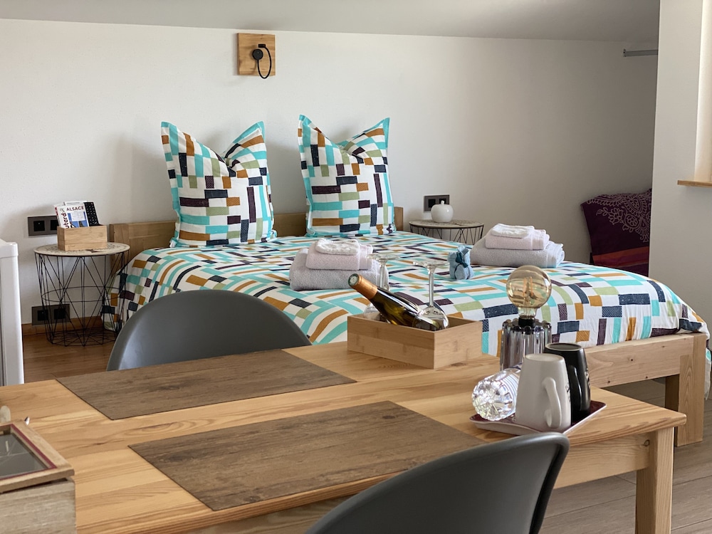 Comfort Double Room, Ensuite, Garden View (Chambre Pink Lady) - Photo 34