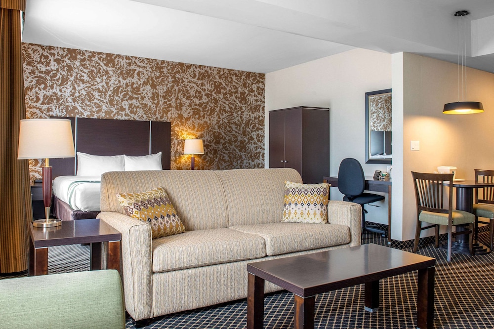 Suite, Non Smoking photo 2
