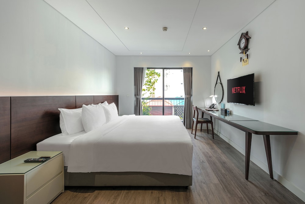 Deluxe Suite Twin