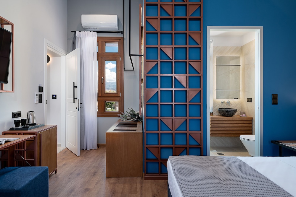 Double Room, City View (A2)