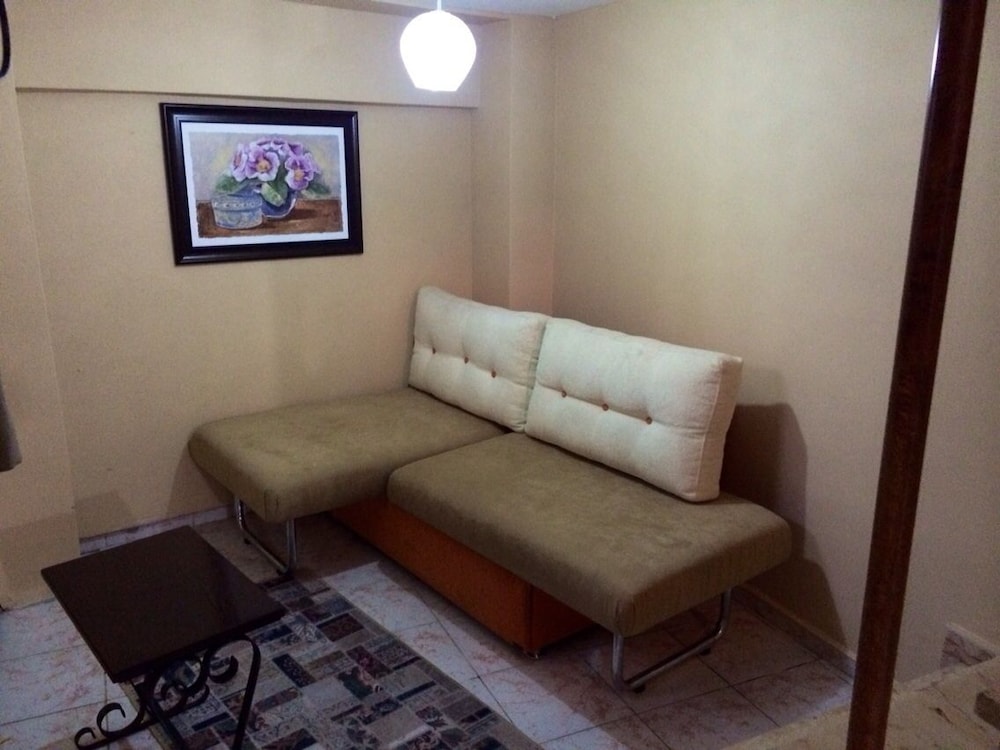 Family Room photo 2