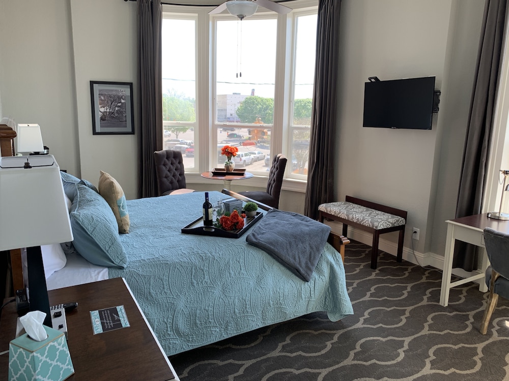 Executive Room, City View, Corner photo 1