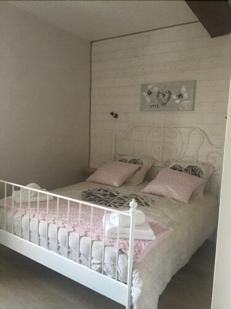 Suite (Petit Nid D'Amour) photo 1