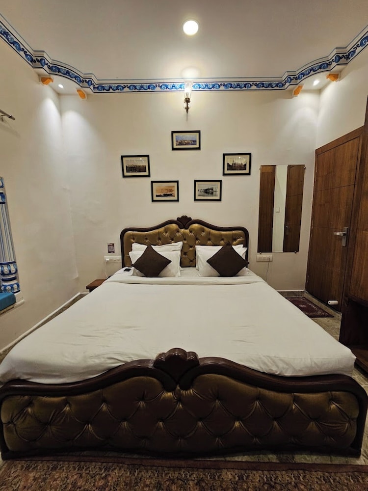 Deluxe Double Room - Photo 1