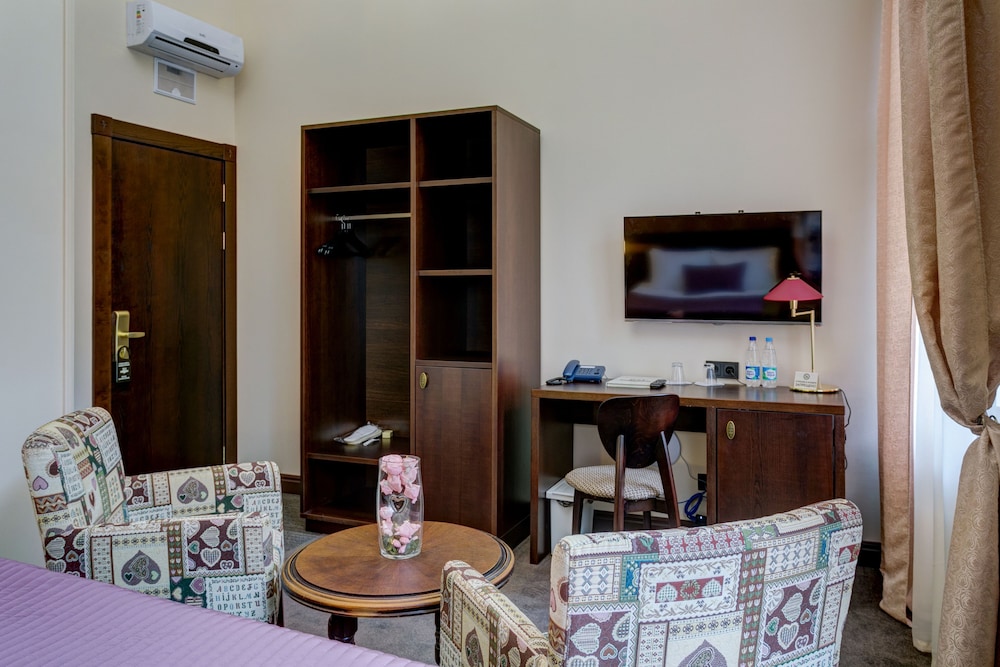 Room photo 3
