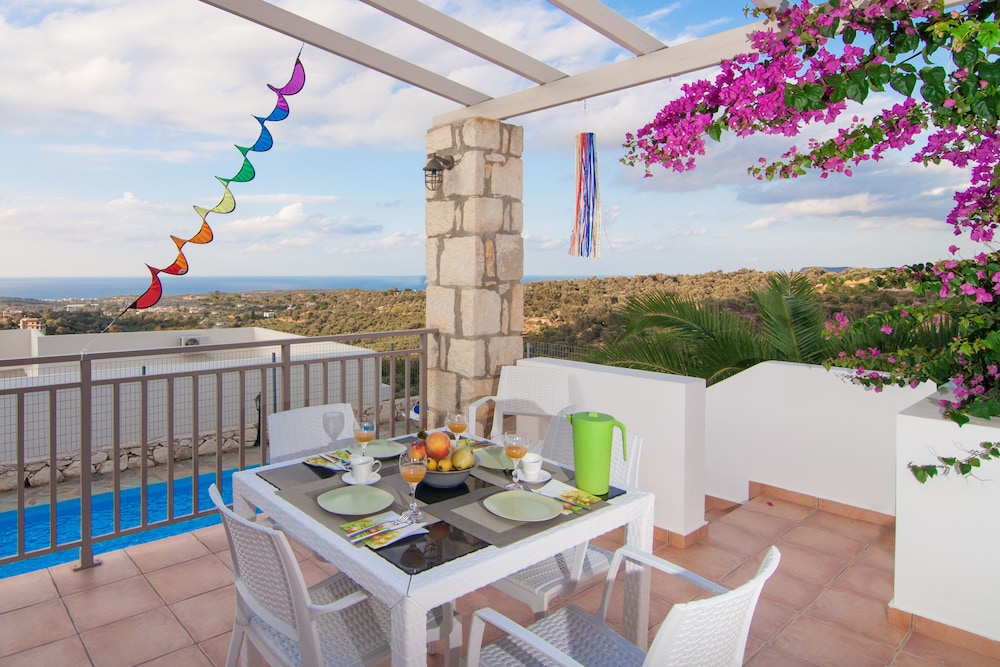 Villa, 2 Bedrooms, Private Pool, Sea View photo 2