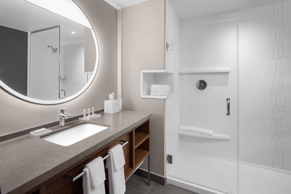 Suite, Multiple Beds photo 3