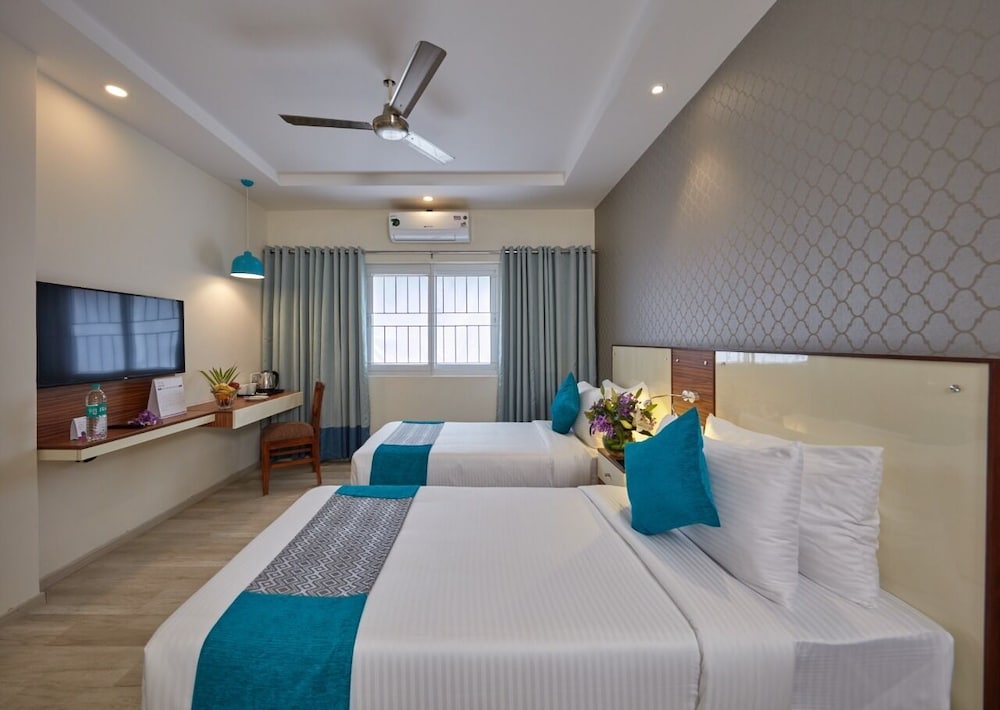 Executive Room (Twin Bed) - Photo 2