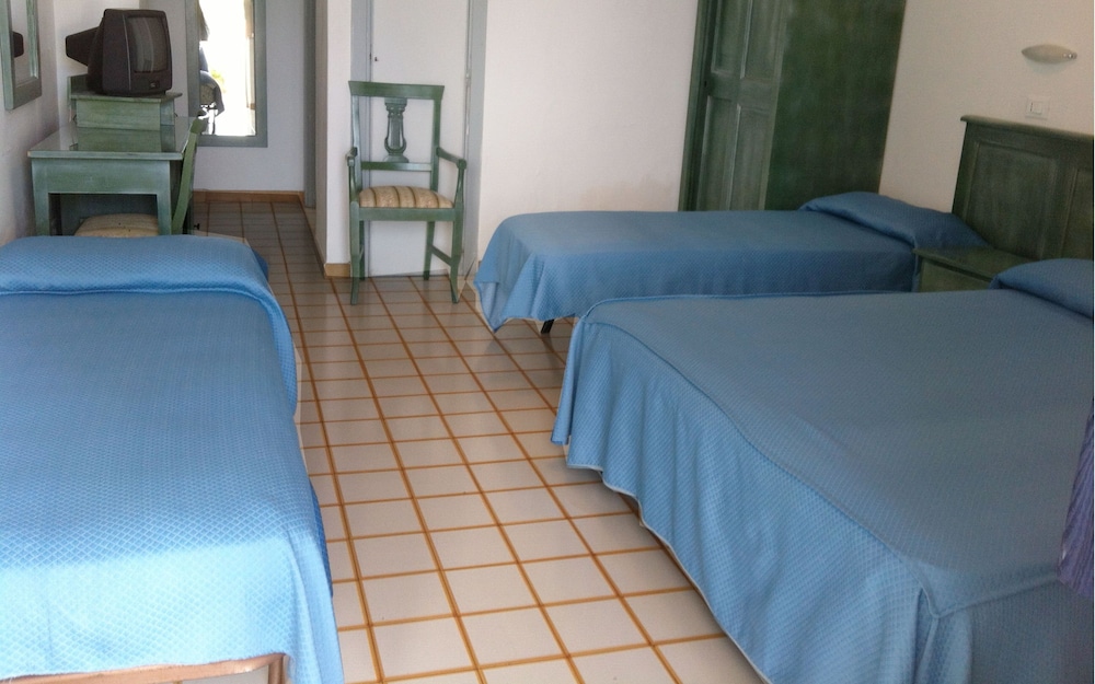 Standard Quadruple Room photo 1