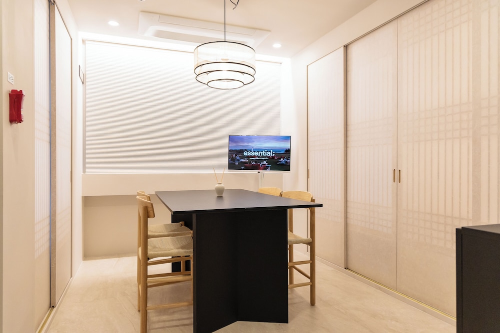 Family Suite, City View