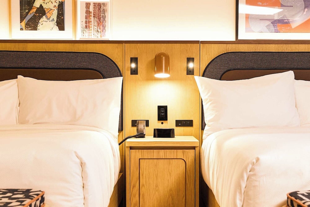 Room, 2 Double Beds (Groovy Two Doubles) - Photo 14
