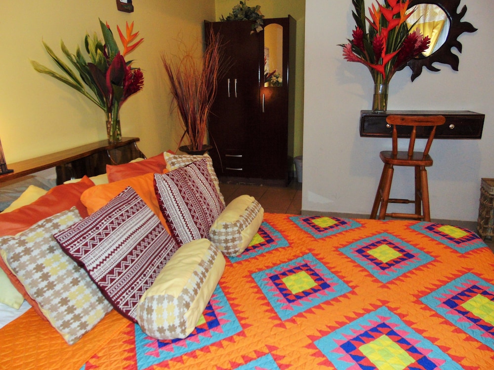 Standard Room, 1 Bedroom - Photo 2