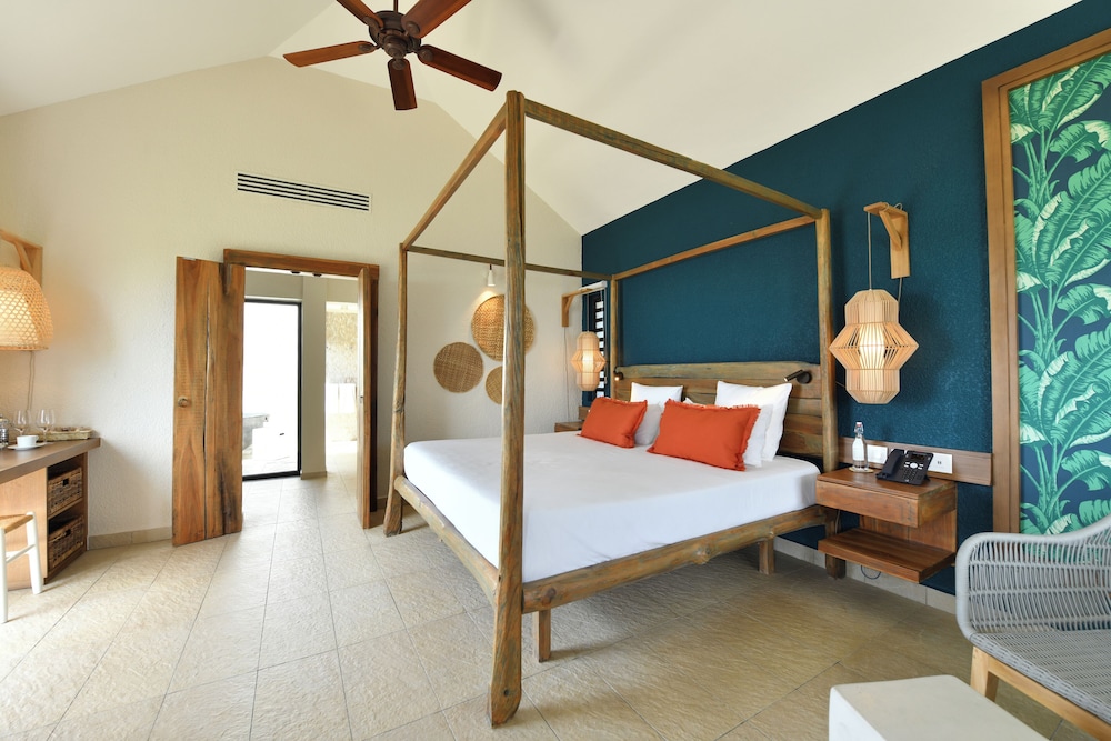 Superior Ocean View Villa photo 3