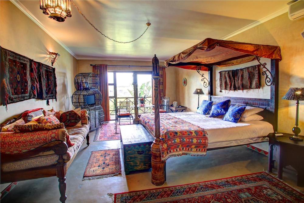 Deluxe Room - Photo 3