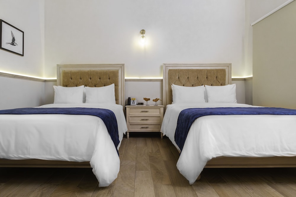 Grand Room, 2 Double Beds - Photo 3