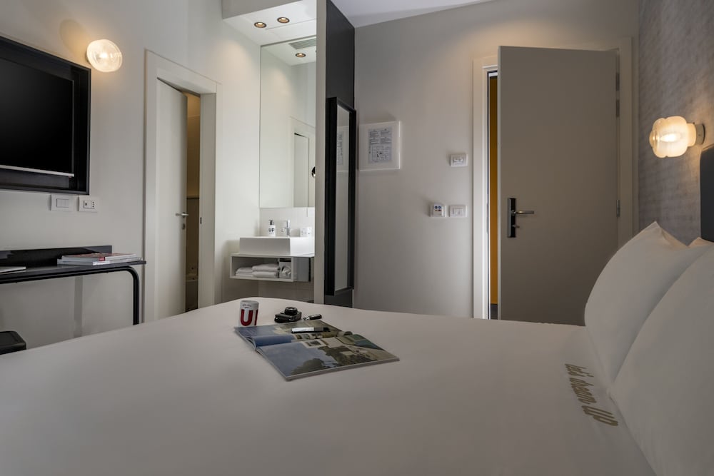 Basic Room photo 2