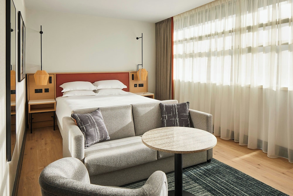City View Deluxe King Room photo 2