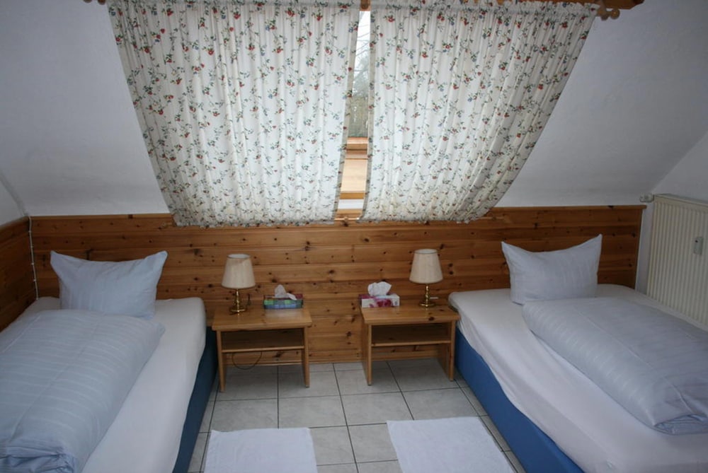 Double Room - Photo 2
