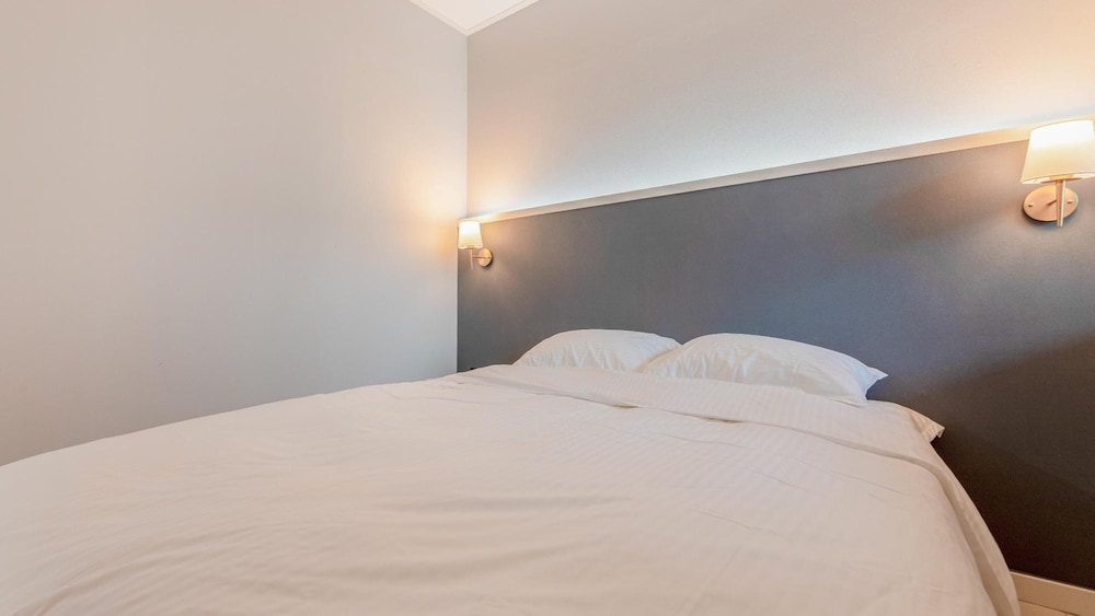 Basic Room, 1 Bedroom (201) - Photo 7