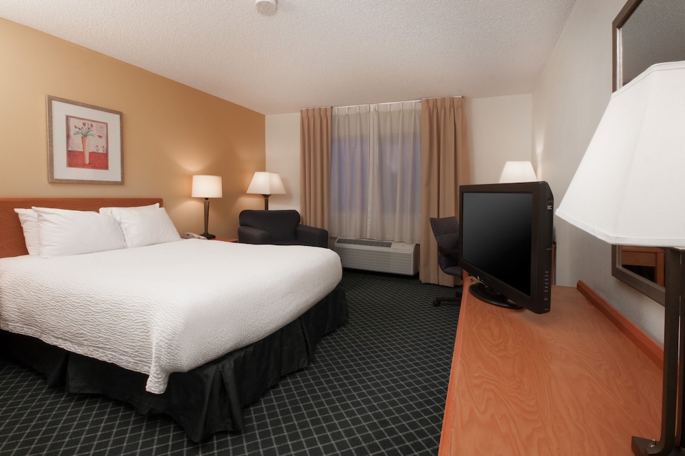 Room, 1 Queen Bed, Non Smoking - Photo 3