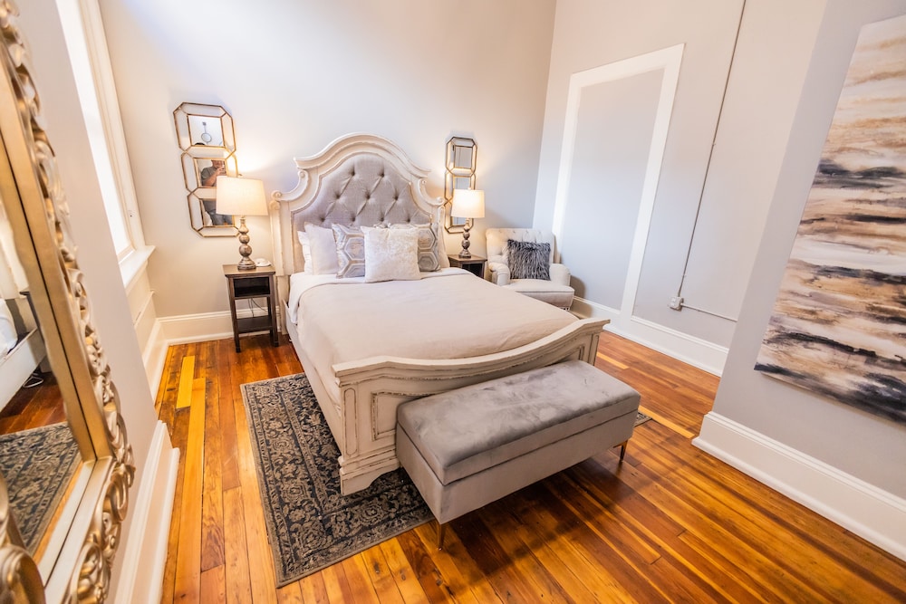 Basic Double Room, 1 Queen Bed photo 1