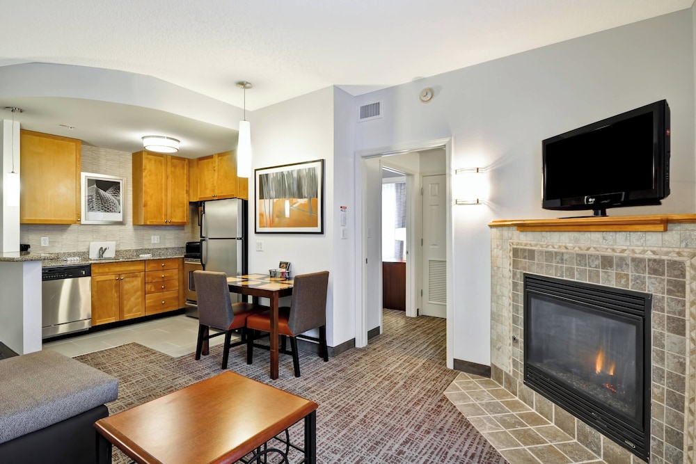 Executive Suite, 1 Bedroom, Fireplace